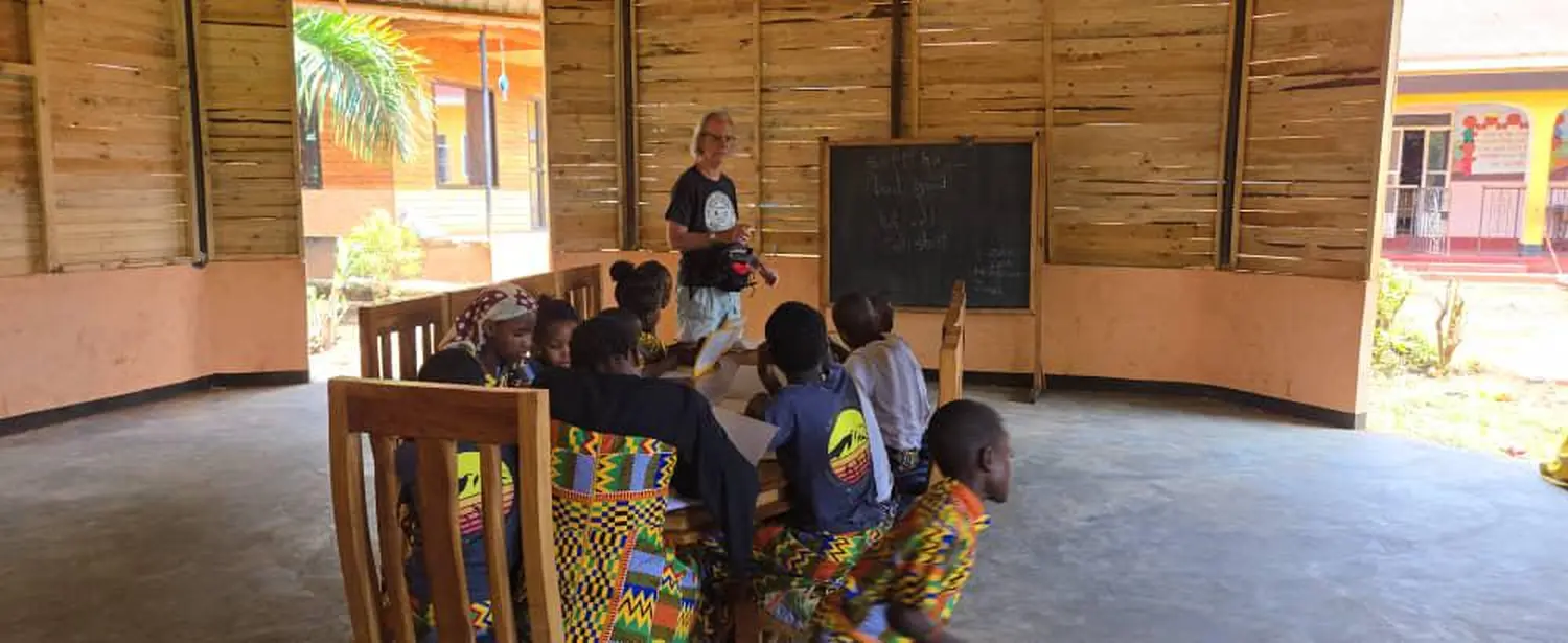 Straßen- und Waisenkinder in Moshi Tanzania Africa von Upendo-Mama-Afrika